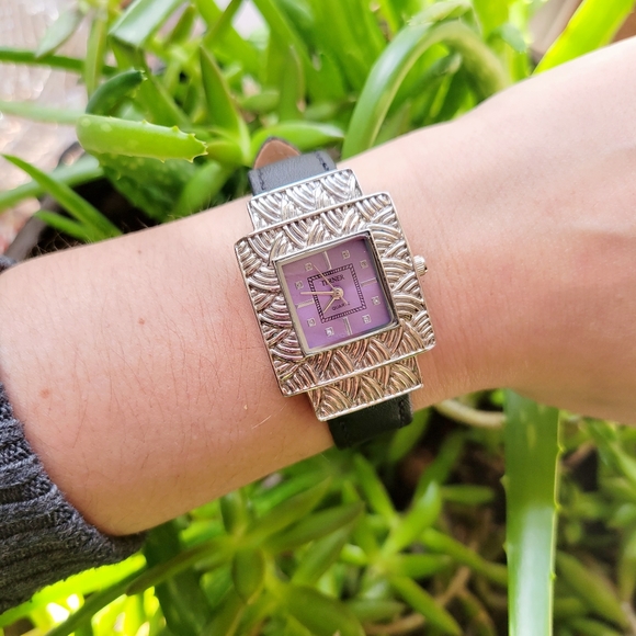 Classic Terner Quartz Watch - Picture 9 of 11